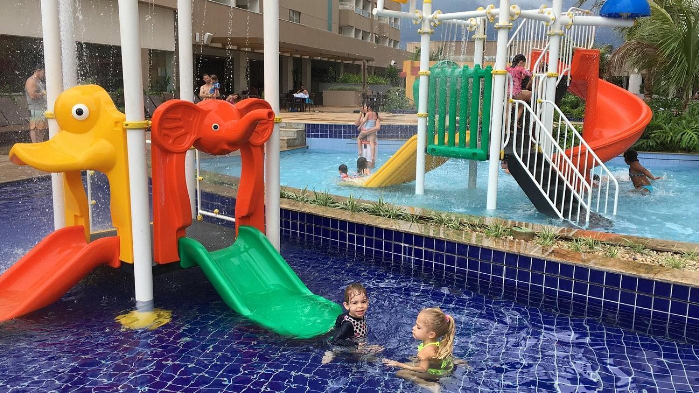Olimpia Park Resort O Mais Divertido Resort Em Frente Ao Thermas Dos Laranjais - Pague Em Ate 12 Vezes Bagian luar foto